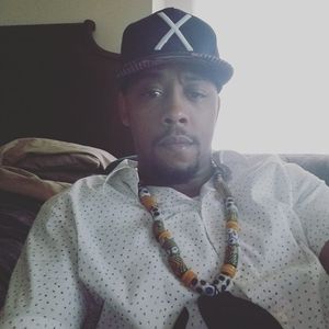 Meet your Posher, Troy